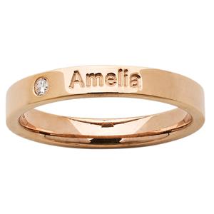 <p>LUV YOU stackable rings personalised with up to three individual names and birthstones.</p>